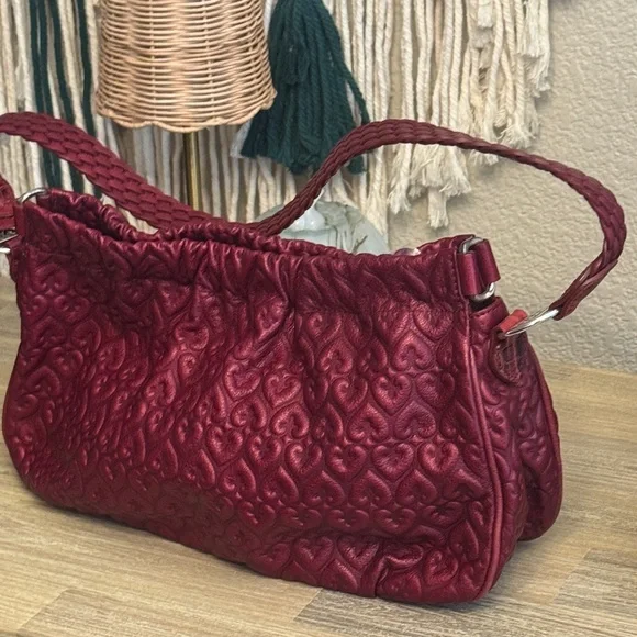 Elegant Red Quilted Women's Bag - Picture 2 of 3